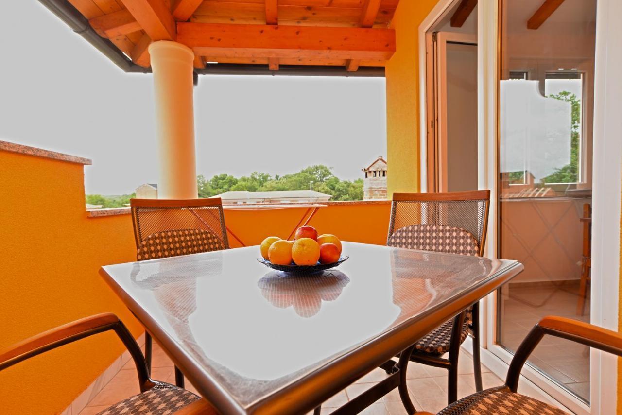 Apartments Safija 1985 Fazana Ngoại thất bức ảnh