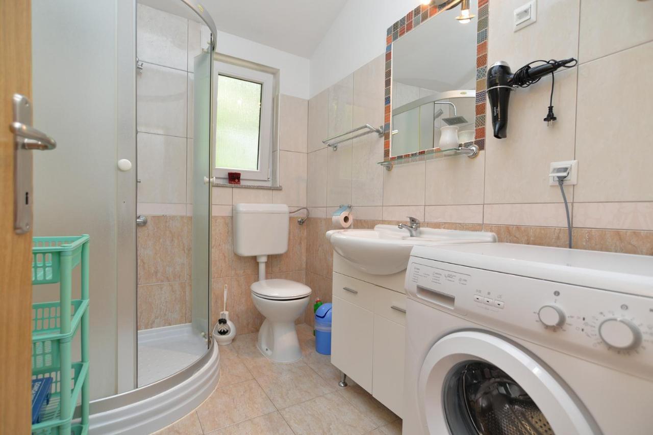 Apartments Safija 1985 Fazana Ngoại thất bức ảnh