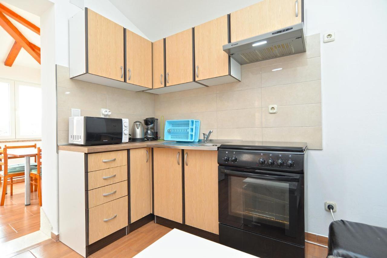 Apartments Safija 1985 Fazana Ngoại thất bức ảnh